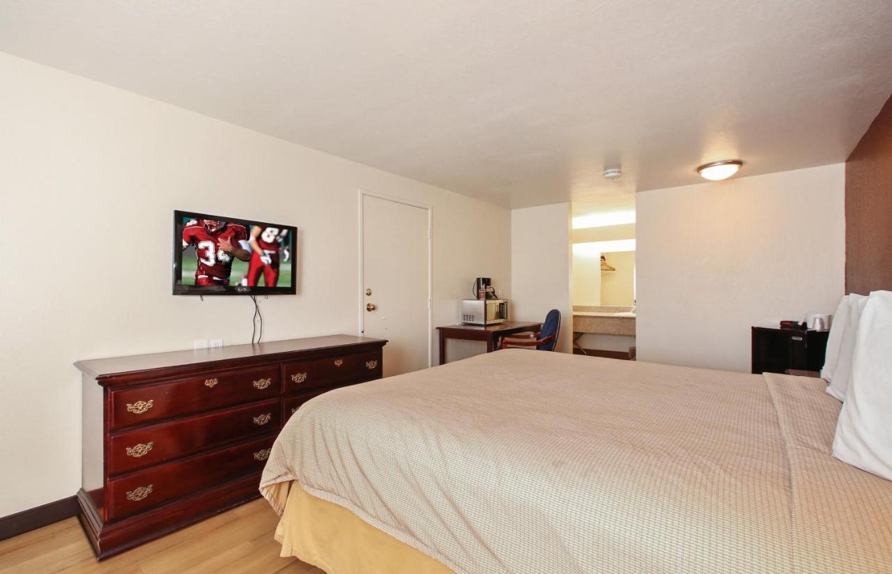 Red Roof Inn Lompoc Extérieur photo