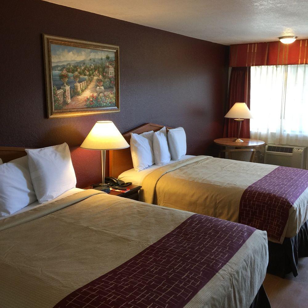 Red Roof Inn Lompoc Extérieur photo