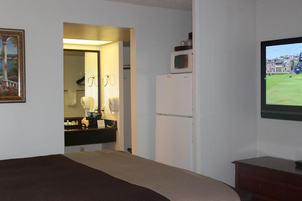 Red Roof Inn Lompoc Extérieur photo